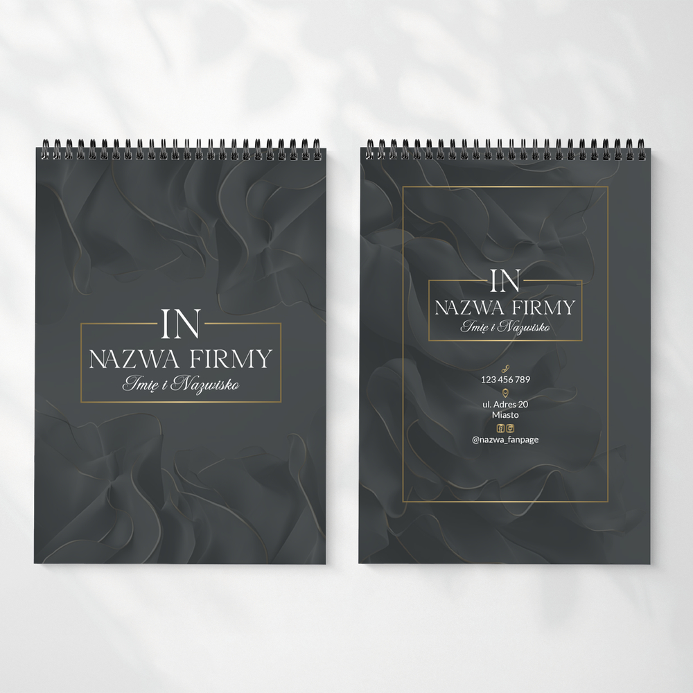 personalizowany notes z logo złote logo szare tło