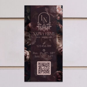 tablica reklamowa z bordowymi kwiatami