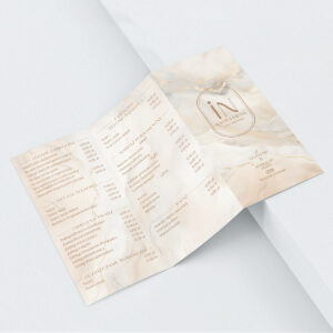 Beżowe ulotki z cennikiem i owalnym logo na marmurowym tle